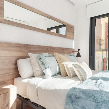 Incredible Design 2 Bedroom Apartment In Centro Madrid Esterno foto