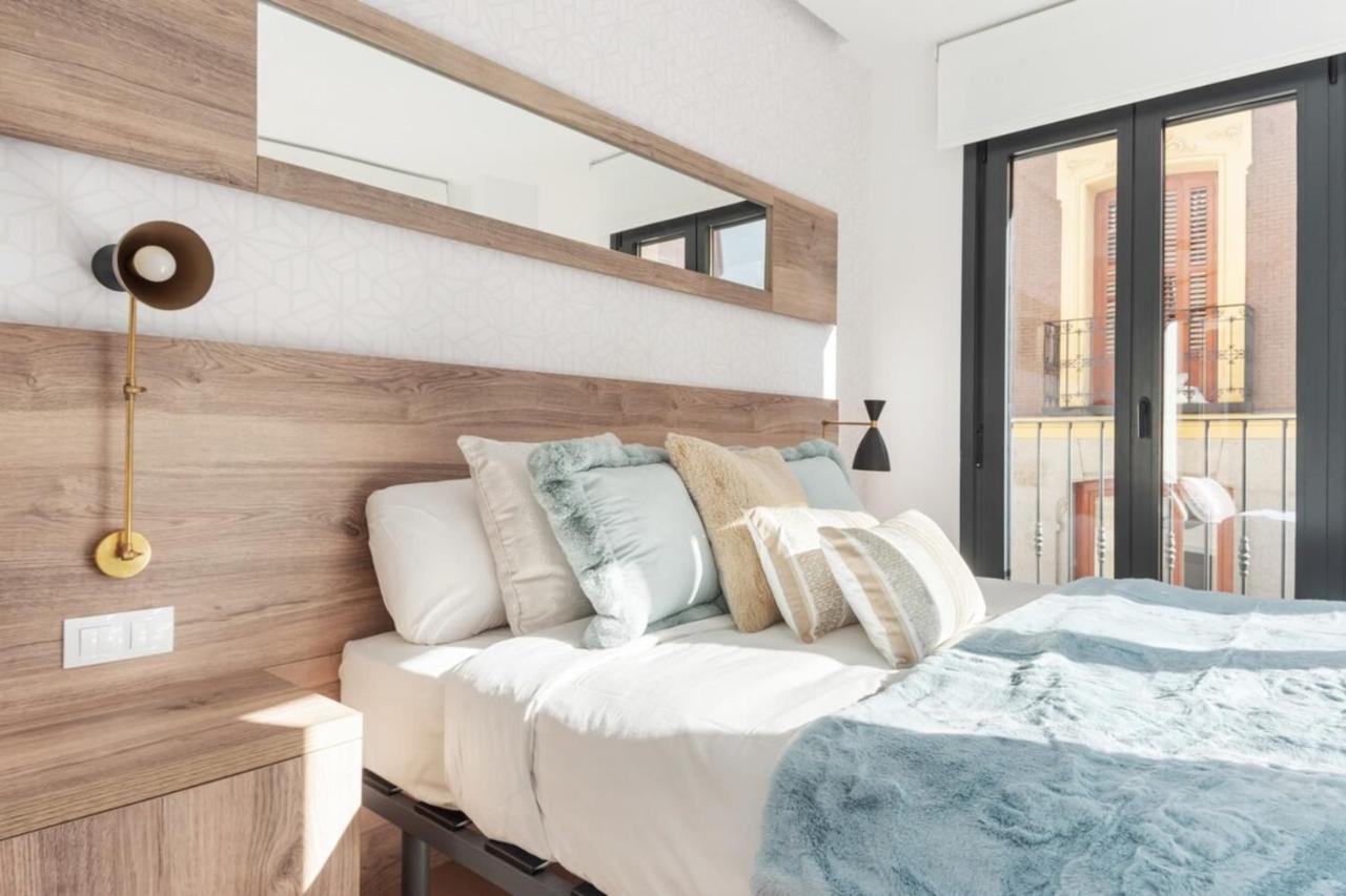 Incredible Design 2 Bedroom Apartment In Centro Madrid Esterno foto