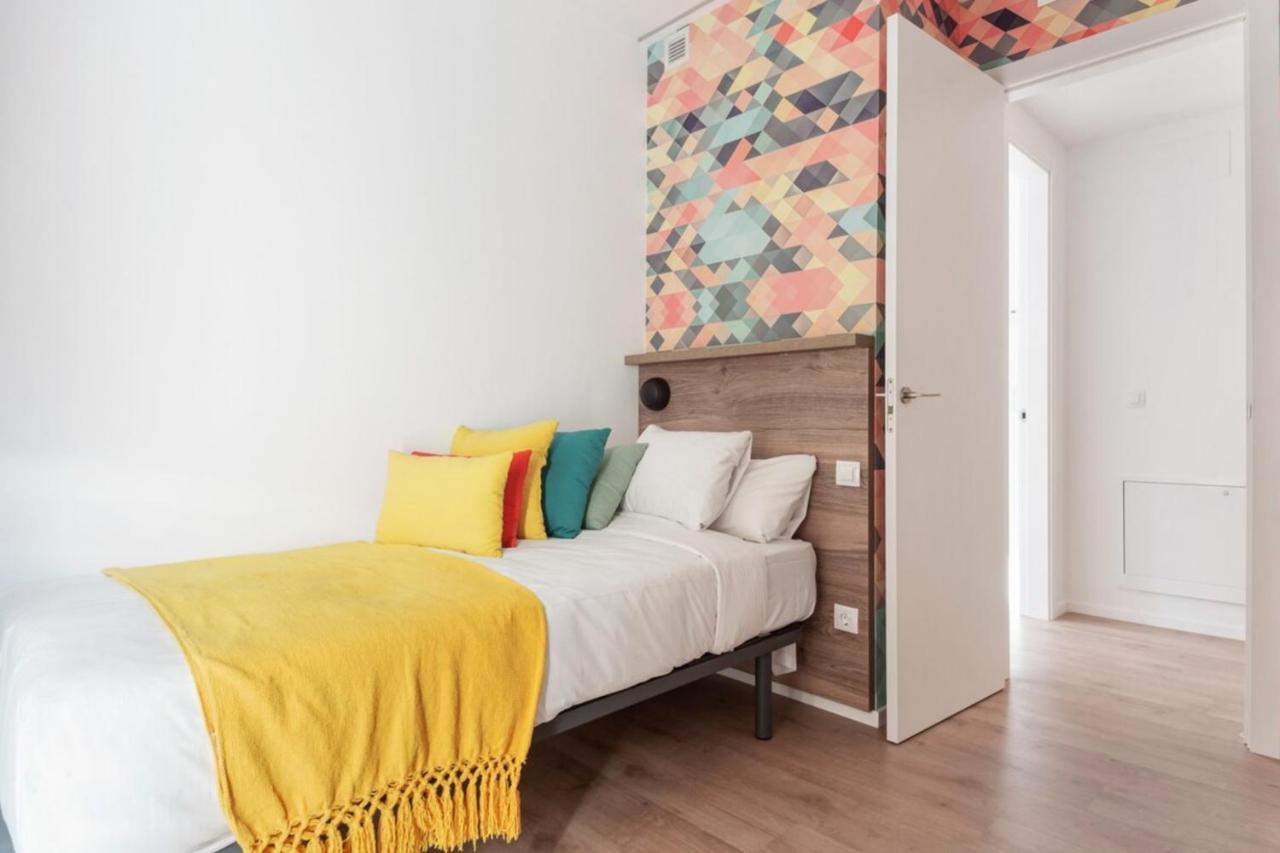 Incredible Design 2 Bedroom Apartment In Centro Madrid Esterno foto